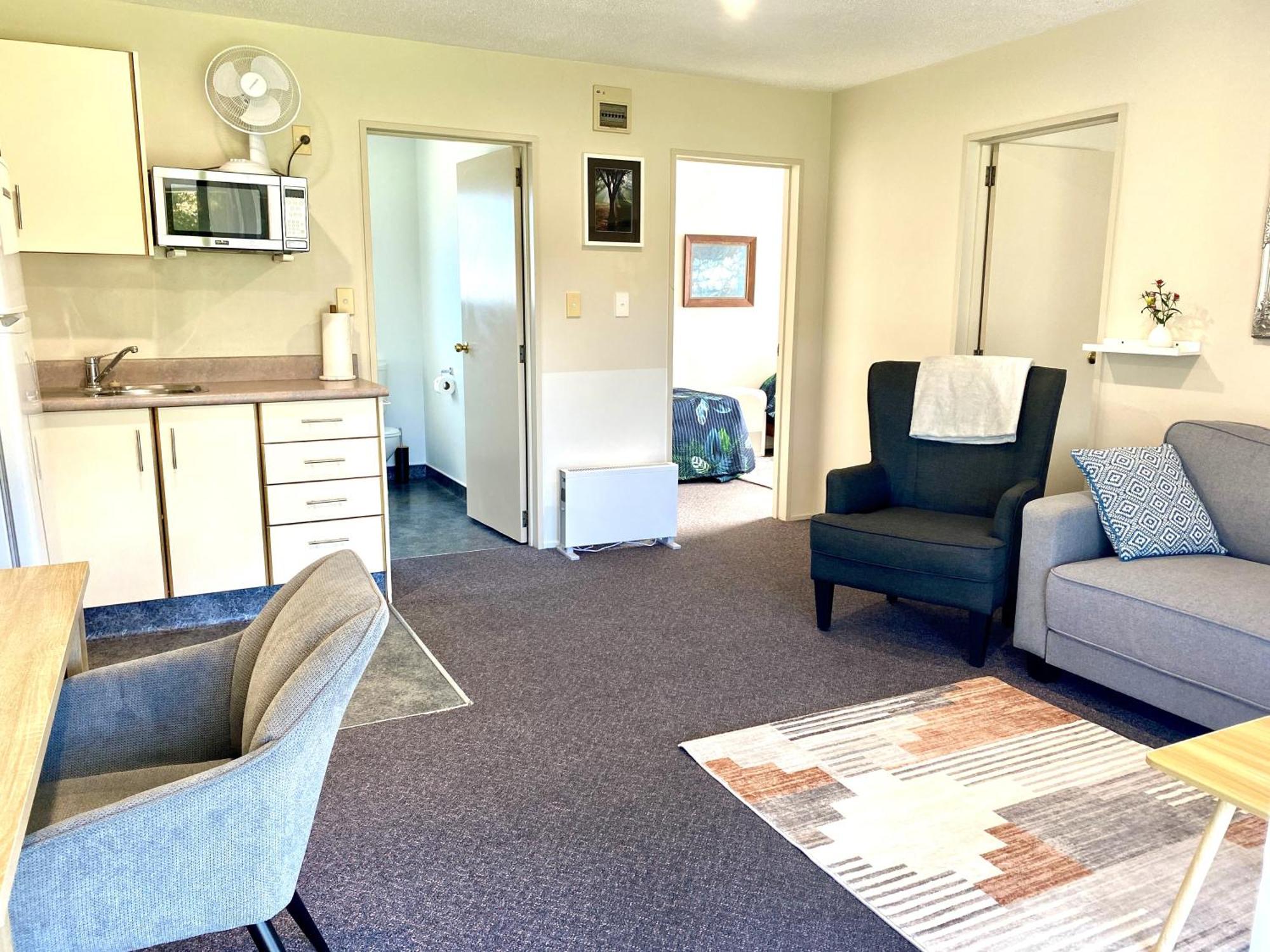 Heritage Park Lodge Haast Extérieur photo