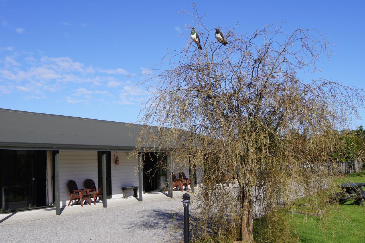 Heritage Park Lodge Haast Extérieur photo