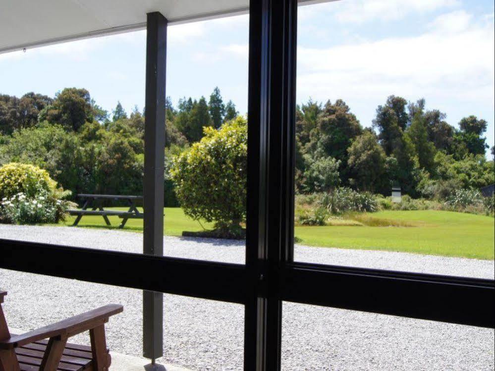 Heritage Park Lodge Haast Extérieur photo